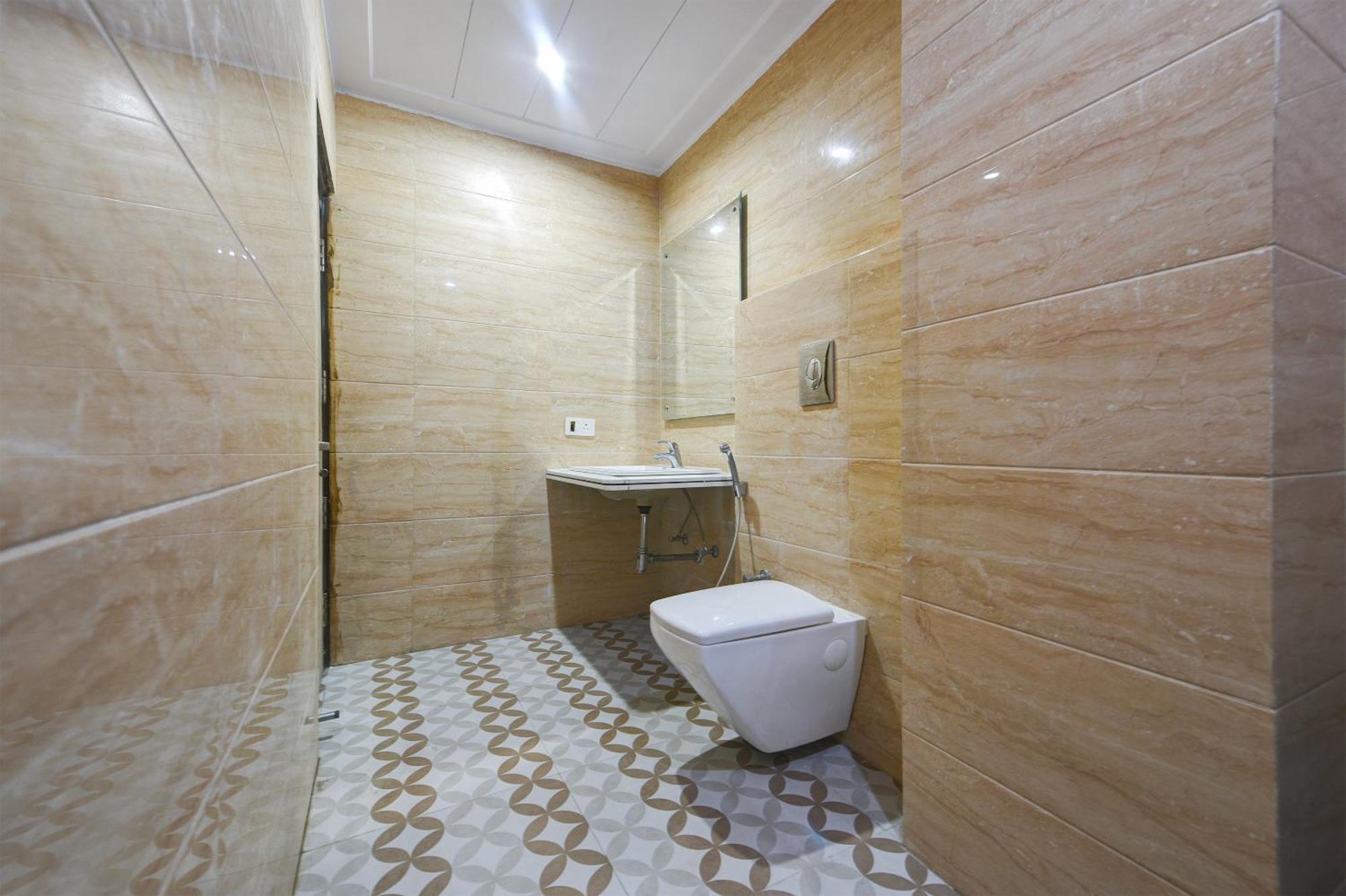 Hotel Geet Deluxe Yeni Delhi Dış mekan fotoğraf