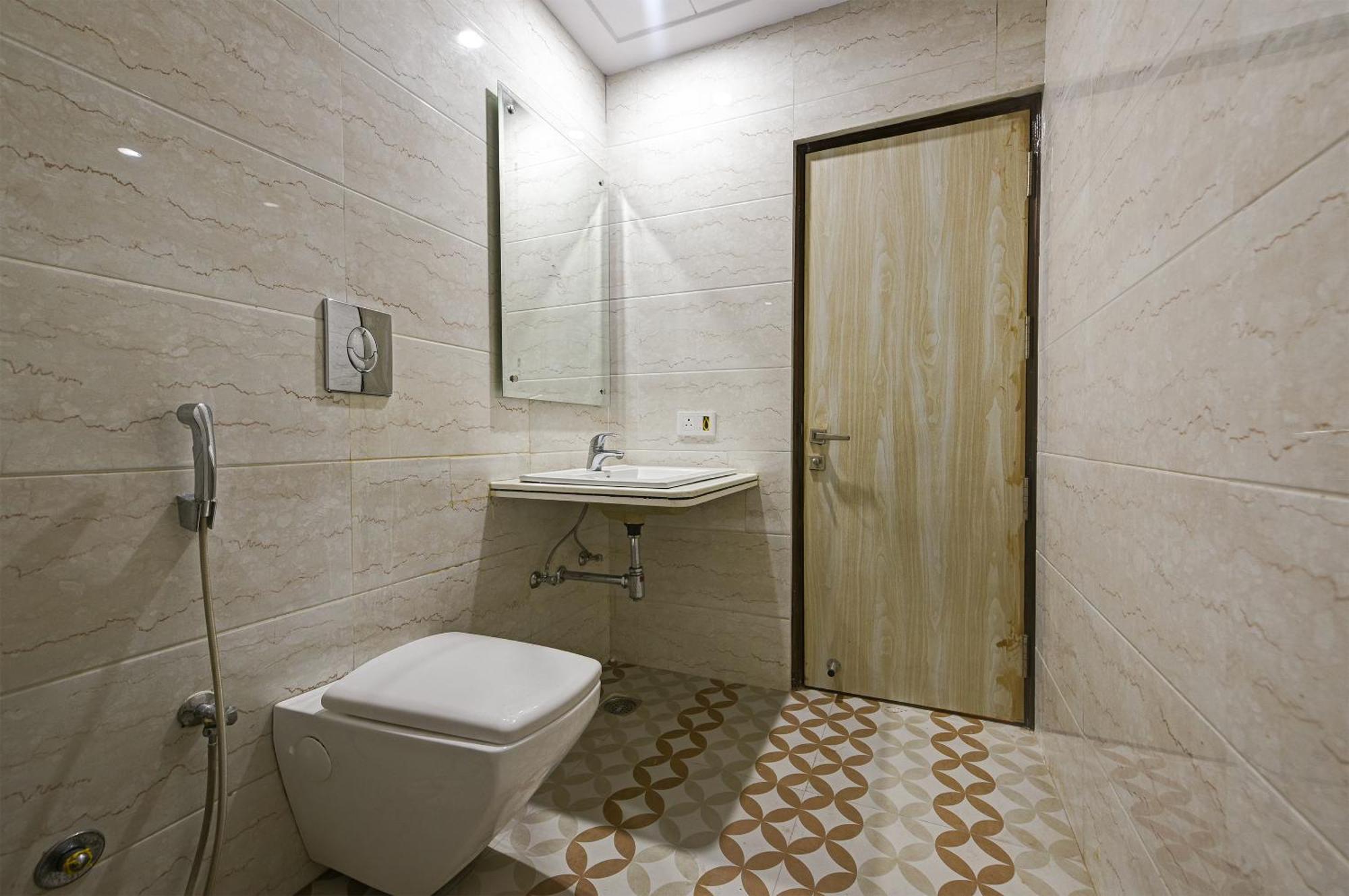 Hotel Geet Deluxe Yeni Delhi Dış mekan fotoğraf